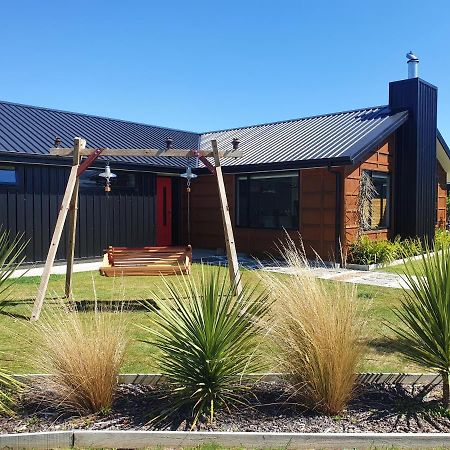 Villa Hawea Heaven: Superking Beds + Hot Tub + Mountain à Wanaka Extérieur photo